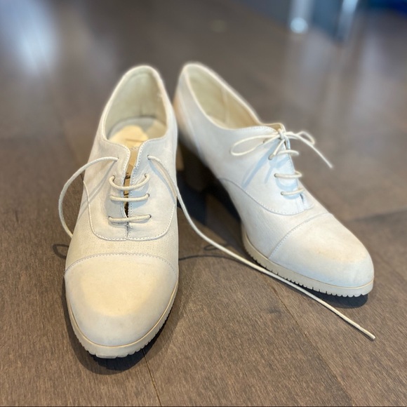 Italian Leather Lace Up Heeled Oxfords - Picture 1 of 7